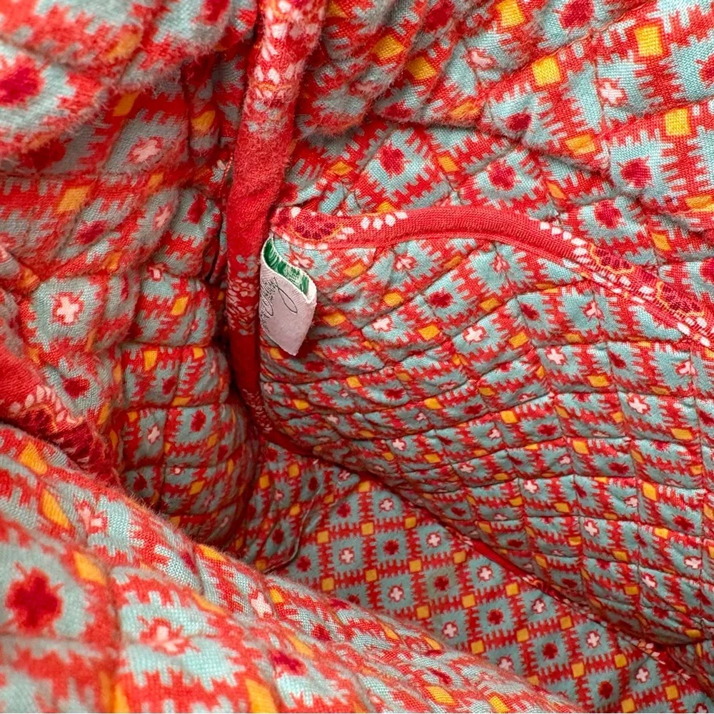 Vera Bradley Large Messenger Bag in Vibrant Orange Paprika Pattern - Picture 3 of 5